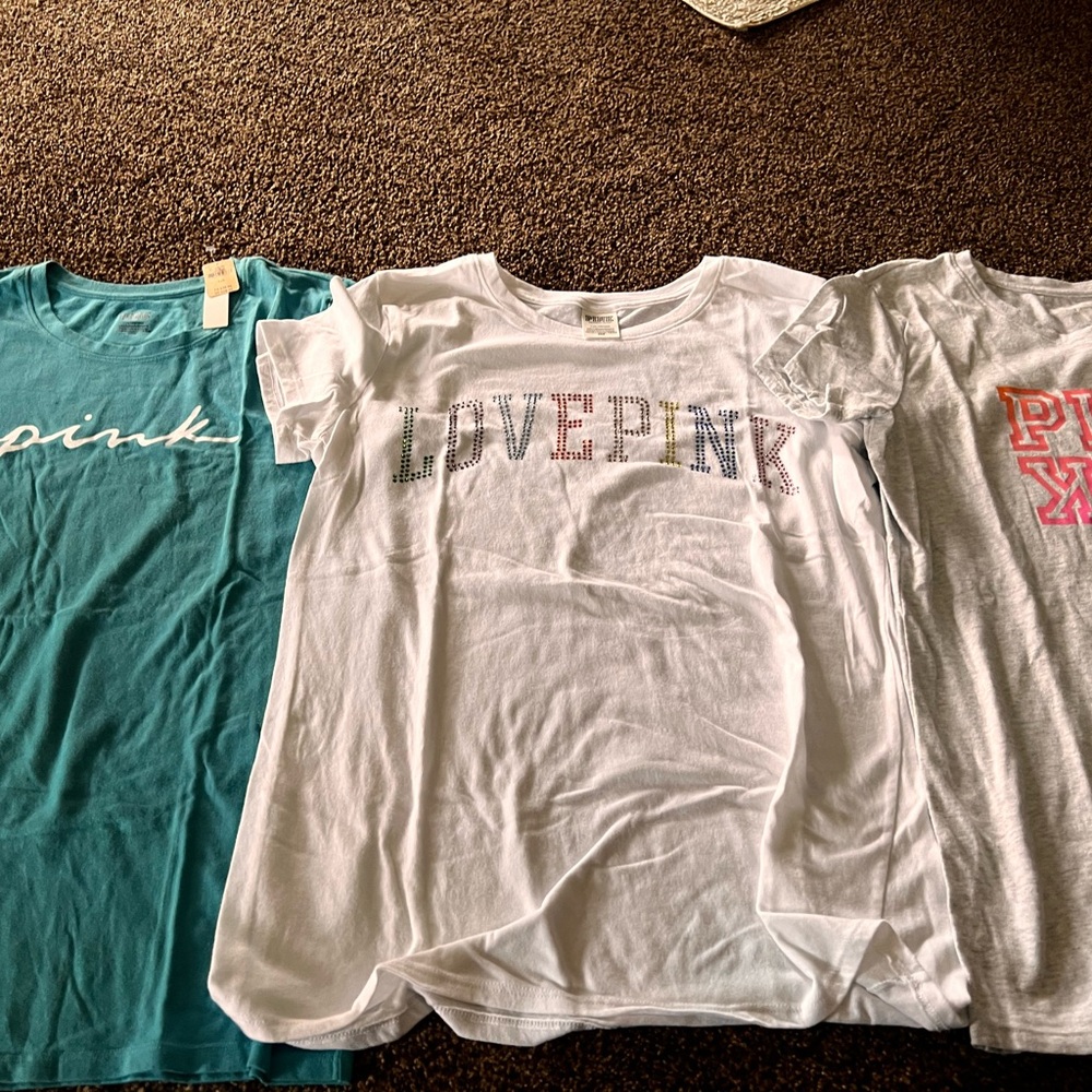 Victoria’s Secret Pink Graphic T-Shirts Set size Large